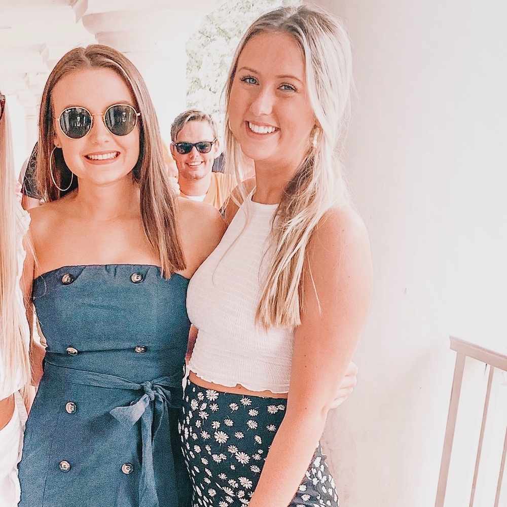 Meet your Posher, Kenzie